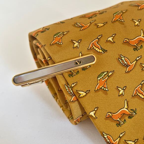 FERRAGAMO Silk Tie and VALENTINO Vintage Gold Tie Clip - Picture 1 of 12